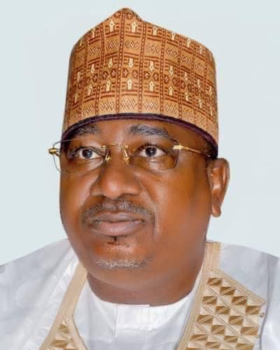 Gov Idris resolves Kebbi health crisis with 890 medical staff